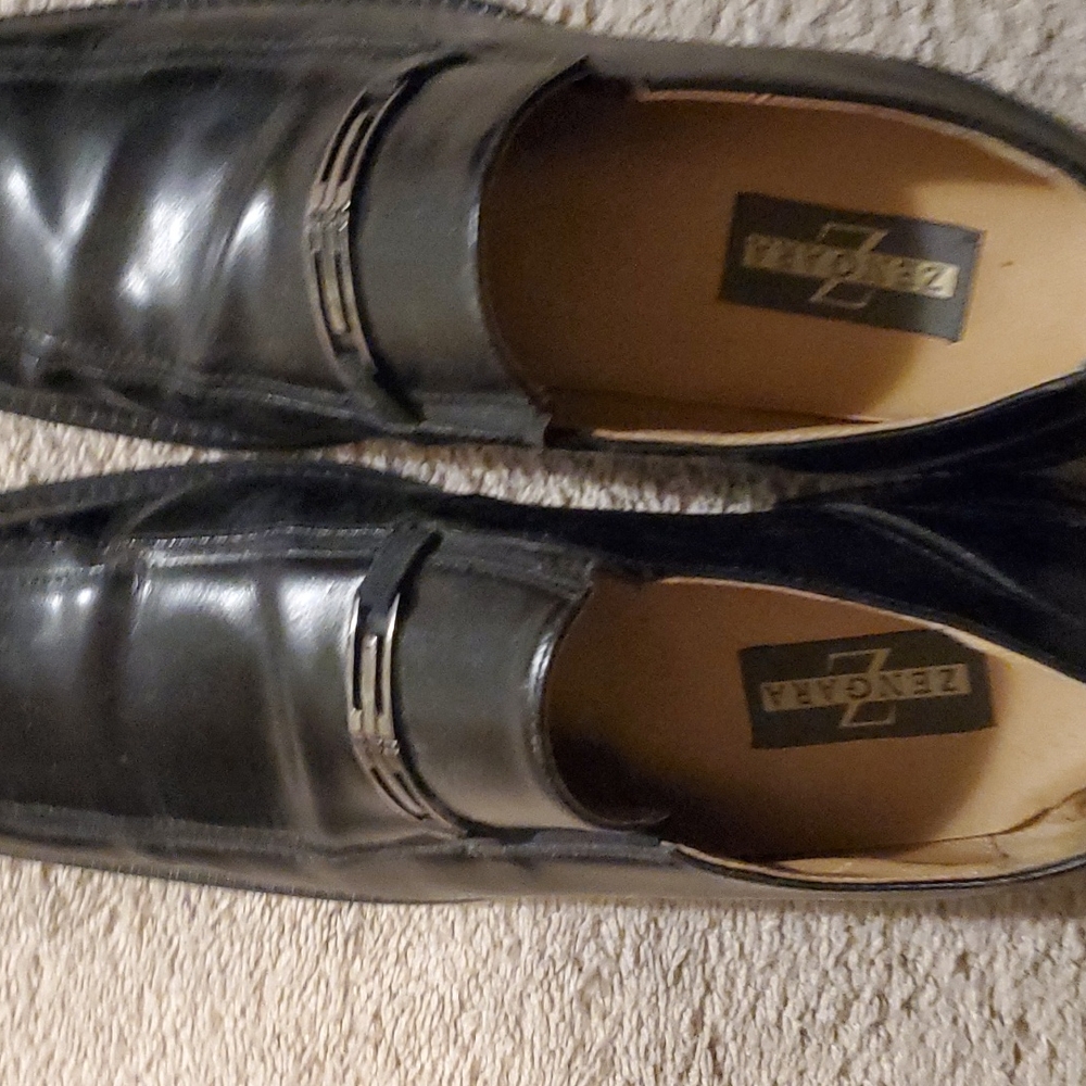Men used  12 Zengara shoes